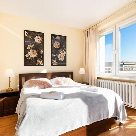 وارسو Apartments City Center Krucza By Renters المظهر الخارجي الصورة